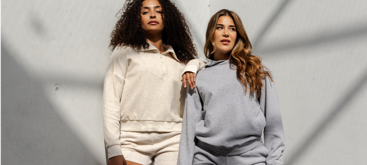 Women's Hoodies & Long Sleeves